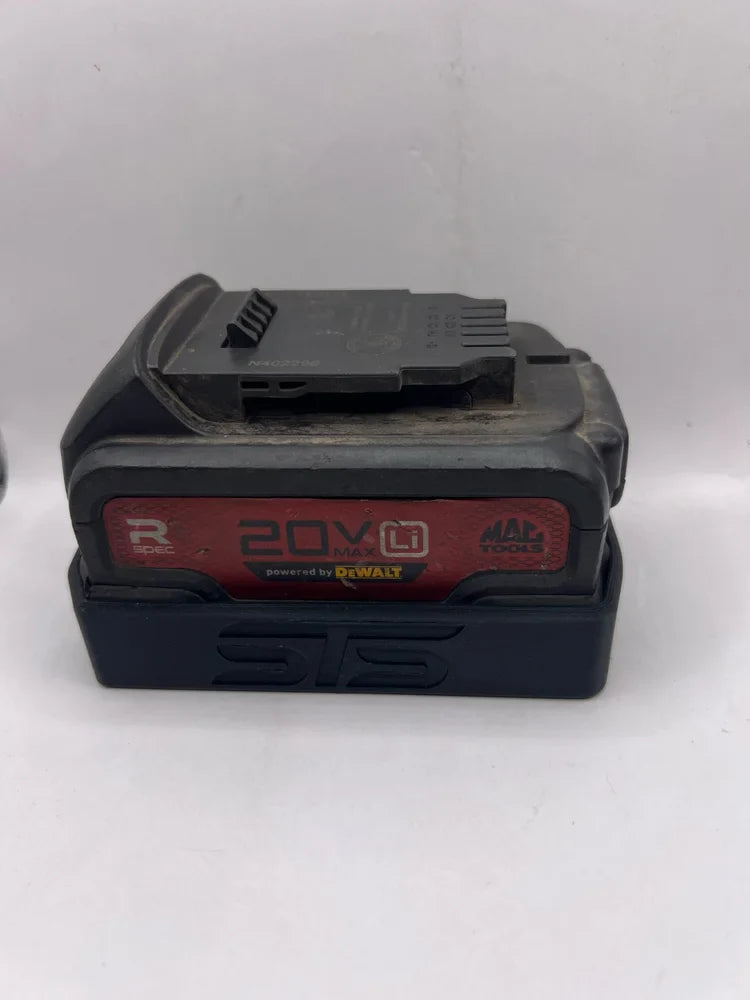 STS Auto Design Tools DCB205G/MB204 Magnetic Battery Cover DWDCB205G