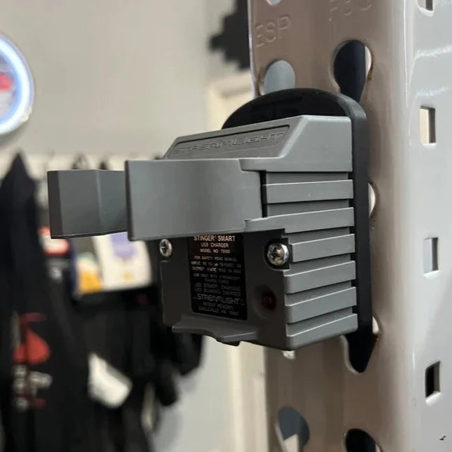 STS Auto Design SL01 – Magnetic Charger Plate for Streamlight 75105 Flashlights
