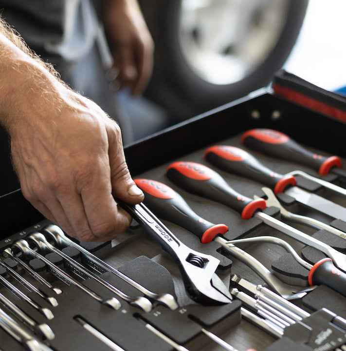 Sonic Tools - Adjustable Wrench (6" - 15")